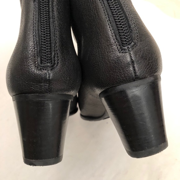 SOLD Stuart Weitzman Ankle Boots with Block Heels - Picture 4 of 8